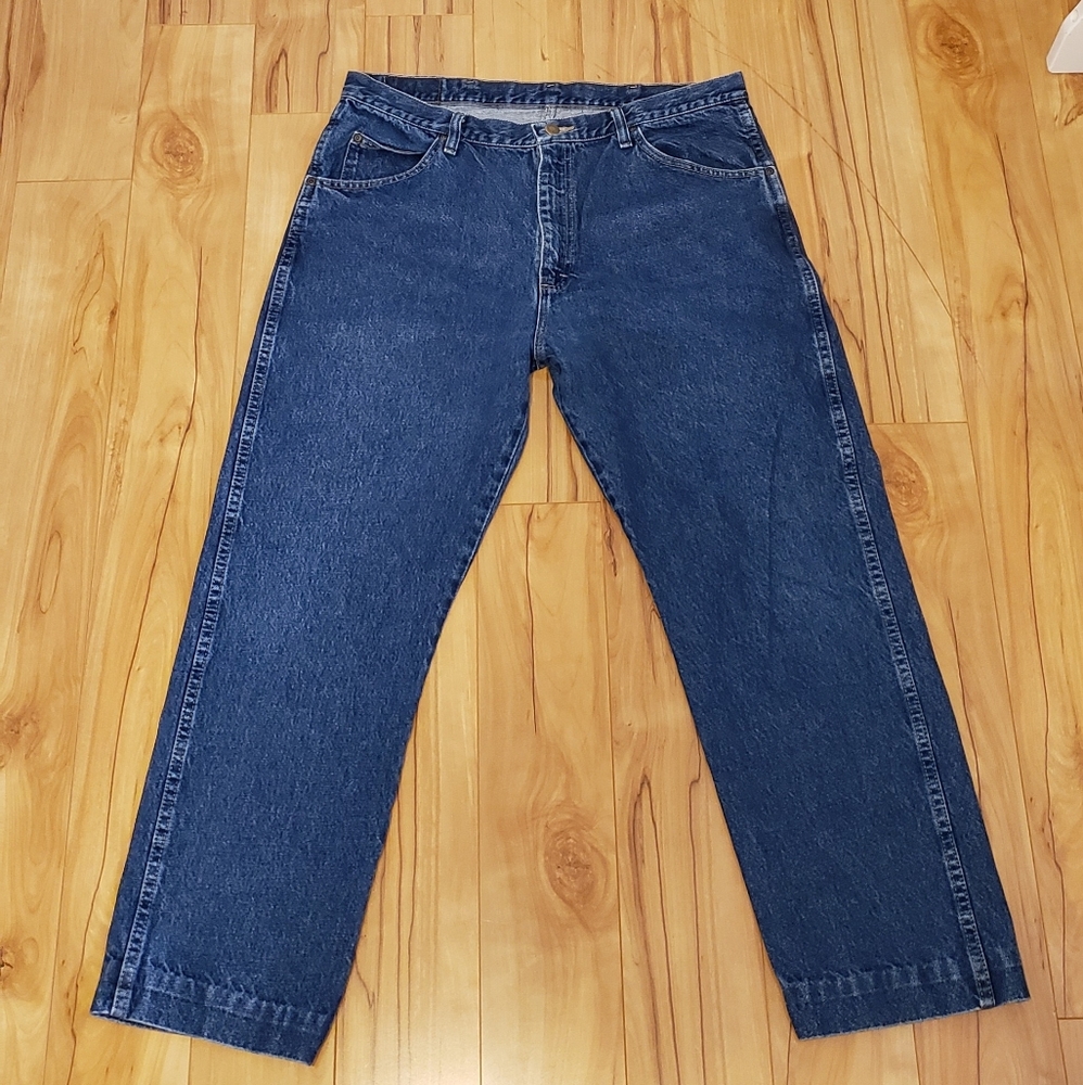 MEN'S WRANGLER REGULAR FIT JEANS